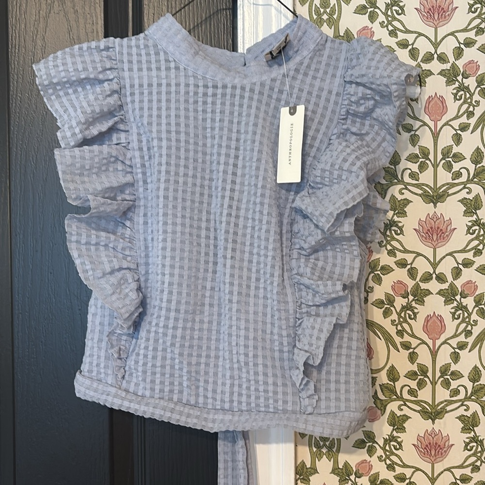 Top - Picture 3 of 4